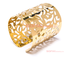 VÒNG TAY BẢN LỚN TRANG SỨC MẪU ĐẸP